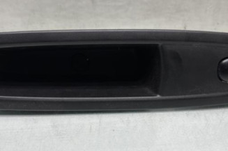 Interrupteur de leve vitre arriere droit RENAULT KADJAR Photo n°1