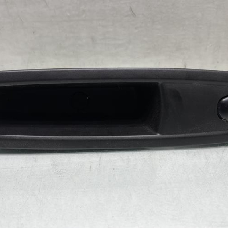 Interrupteur de leve vitre arriere droit RENAULT KADJAR Photo n°1