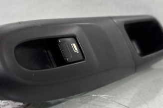 Interrupteur de leve vitre avant droit PEUGEOT 406