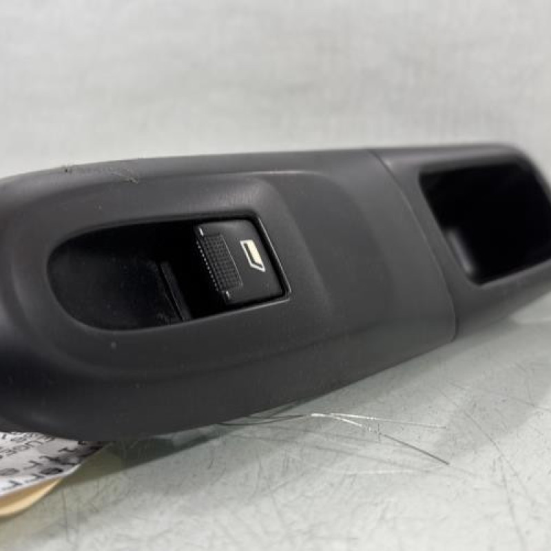 Interrupteur de leve vitre avant droit PEUGEOT 406 Photo n°3