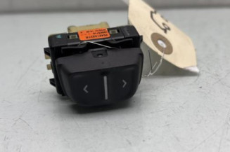 Interrupteur de leve vitre avant droit DACIA SANDERO 2 Photo n°1