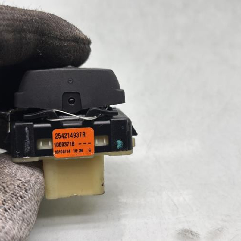 Interrupteur de leve vitre avant droit DACIA SANDERO 2 Photo n°4