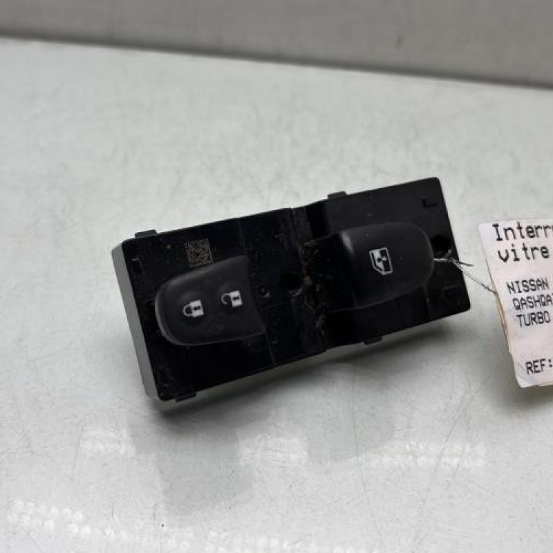 Interrupteur de leve vitre avant droit NISSAN QASHQAI 2 Photo n°1