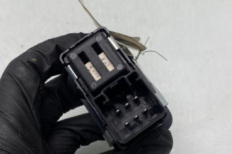 Interrupteur de leve vitre arriere droit JEEP CHEROKEE 4