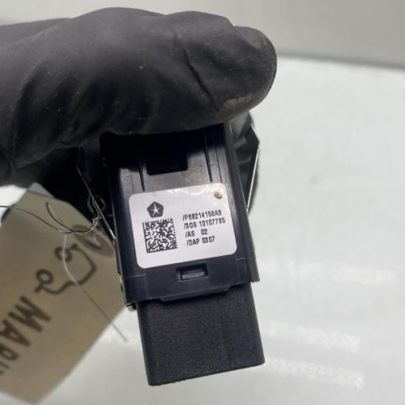 Interrupteur de leve vitre arriere gauche JEEP CHEROKEE 4 Photo n°4