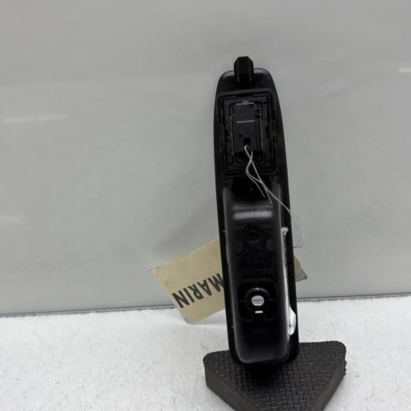 Interrupteur de leve vitre arriere droit RENAULT CLIO 5 Photo n°4