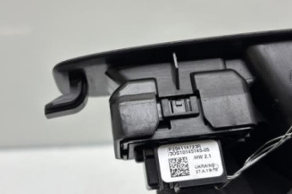 Interrupteur de leve vitre arriere droit RENAULT CLIO 5