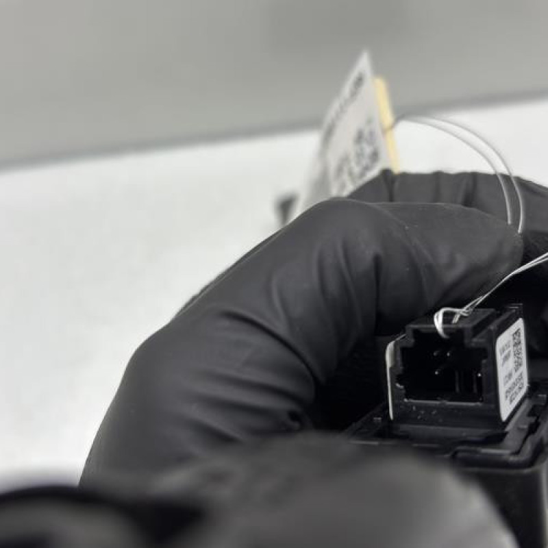 Interrupteur de leve vitre arriere droit RENAULT CLIO 5 Photo n°6