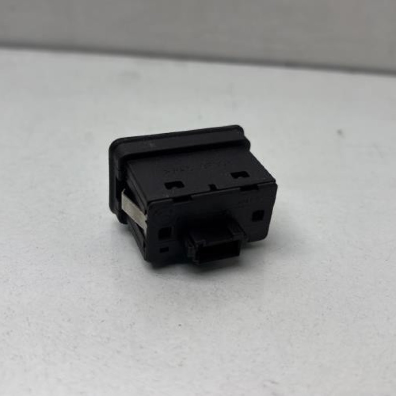 Interrupteur de leve vitre arriere droit BMW SERIE 5 E39 Photo n°2