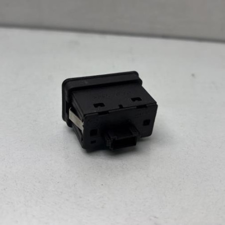 Interrupteur de leve vitre arriere droit BMW SERIE 5 E39