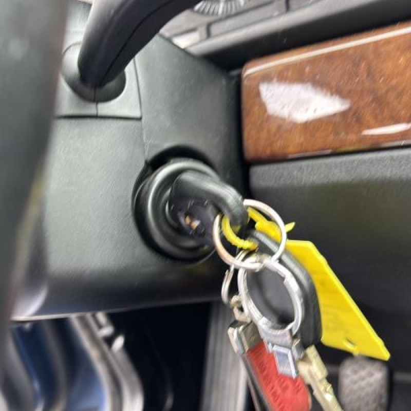 Interrupteur de leve vitre arriere droit BMW SERIE 5 E39 Photo n°12