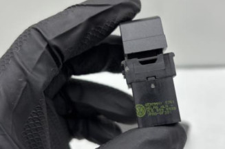 Interrupteur de leve vitre arriere droit VOLKSWAGEN GOLF 6