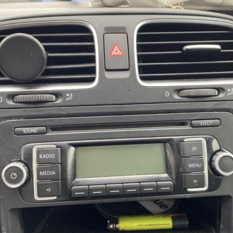 Interrupteur de leve vitre arriere droit VOLKSWAGEN GOLF 6 Photo n°19