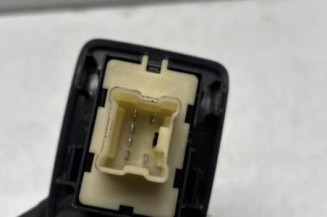 Interrupteur de leve vitre arriere gauche DACIA SANDERO 2