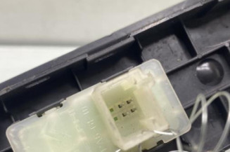 Interrupteur de leve vitre avant droit PEUGEOT 508 1 SW Photo n°1