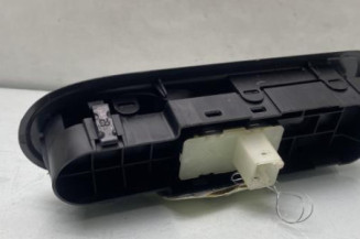 Interrupteur de leve vitre avant droit PEUGEOT 508 1 SW