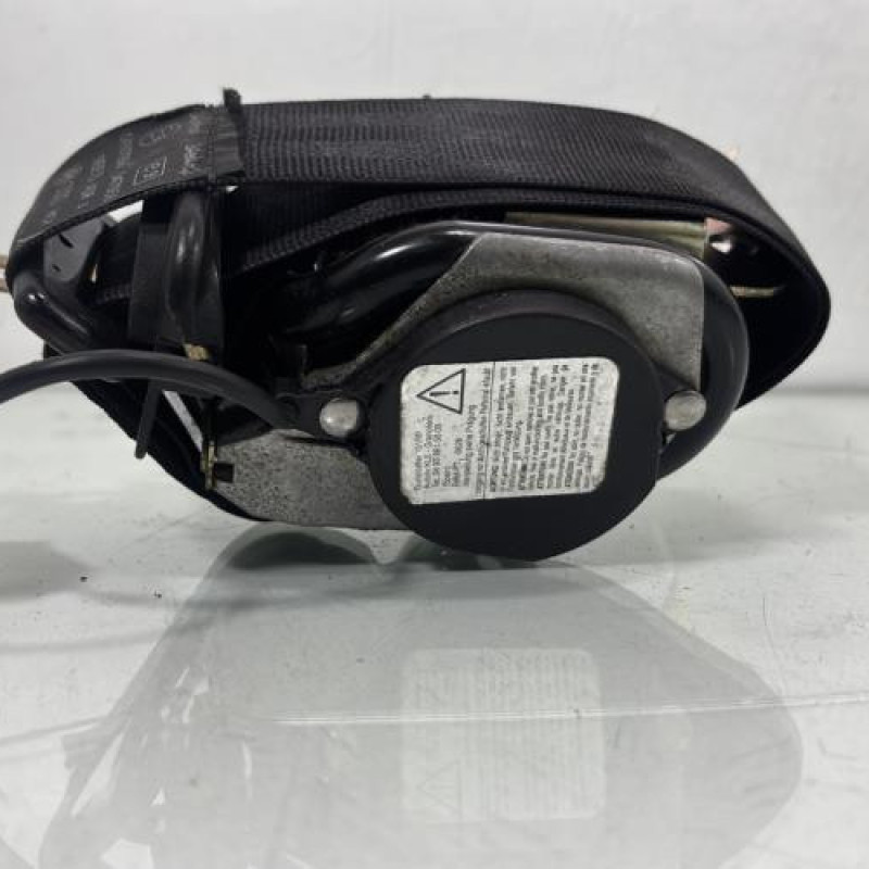 Pretensionneur de ceinture avant droit VOLKSWAGEN POLO 4 Photo n°5