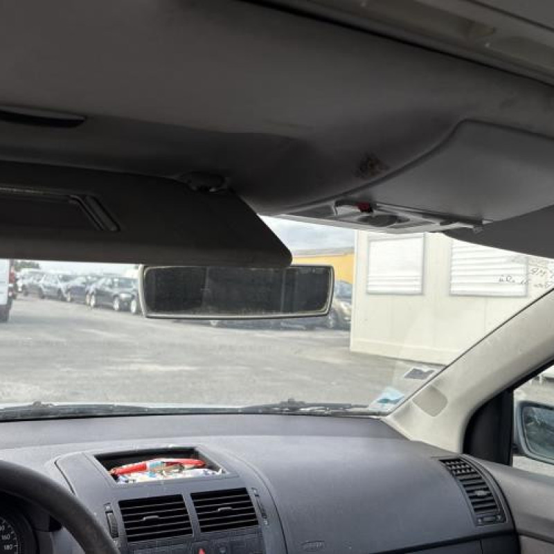 Pretensionneur de ceinture avant droit VOLKSWAGEN POLO 4 Photo n°19