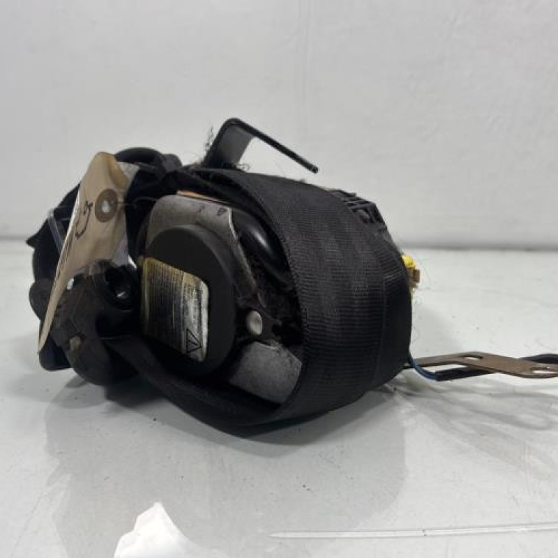 Pretensionneur de ceinture avant gauche VOLKSWAGEN POLO 4 Photo n°1