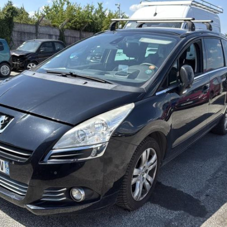 Reservoir essence PEUGEOT 5008 1