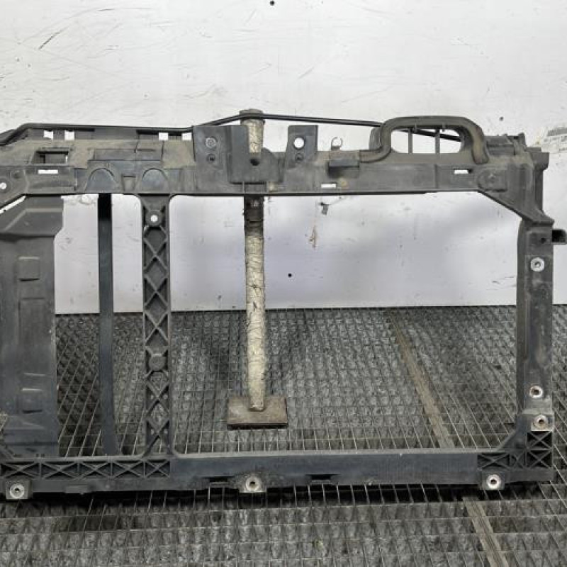 Face avant FORD FIESTA 6 Photo n°1