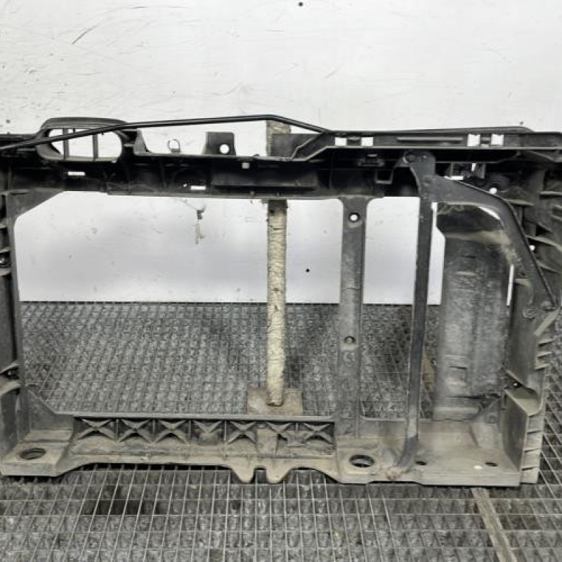 Face avant FORD FIESTA 6 Photo n°4