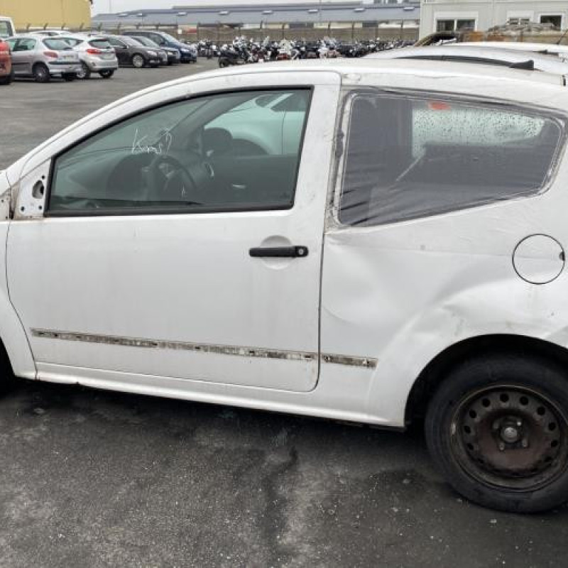 Aile avant gauche CITROEN C2 Photo n°11
