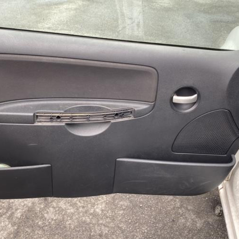 Aile avant gauche CITROEN C2 Photo n°14