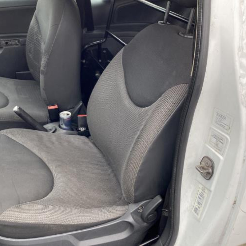 Aile avant gauche CITROEN C2 Photo n°15