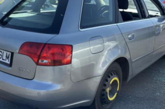 Aile avant droit AUDI A4 2