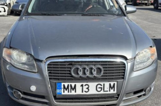 Aile avant droit AUDI A4 2