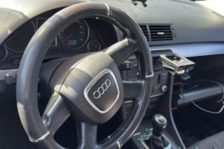 Aile avant droit AUDI A4 2