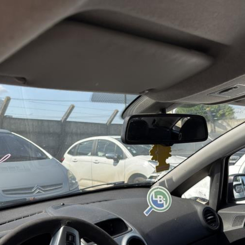 Aile avant droit OPEL CORSA D Photo n°18