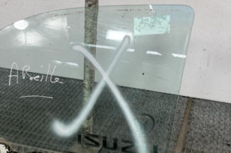 Vitre avant gauche ISUZU D-MAX 2