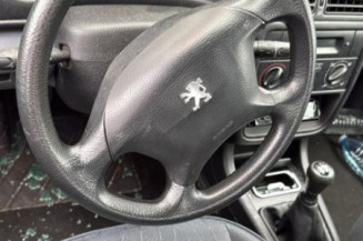 Aile avant gauche PEUGEOT 406