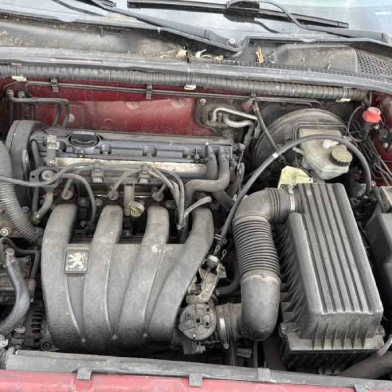 Aile avant gauche PEUGEOT 406 Photo n°18