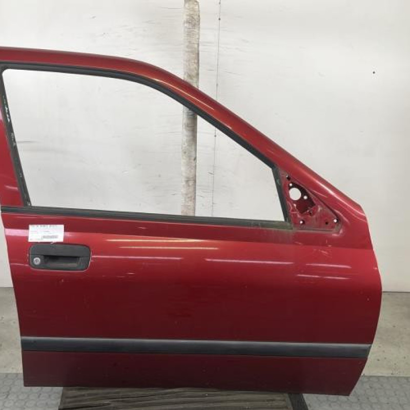 Porte avant droit PEUGEOT 406 Photo n°1