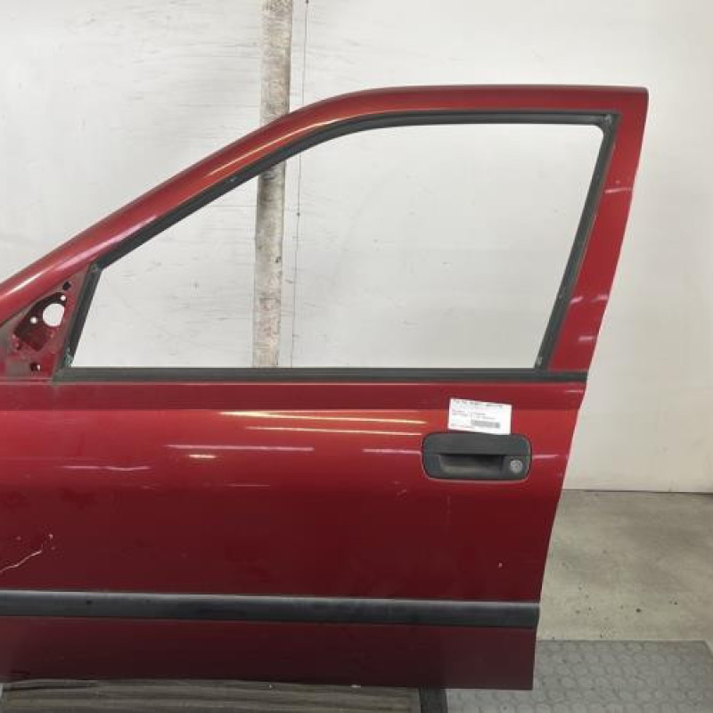 Porte avant gauche PEUGEOT 406 Photo n°1