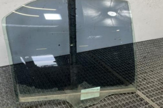 Vitre arriere droit PEUGEOT 406