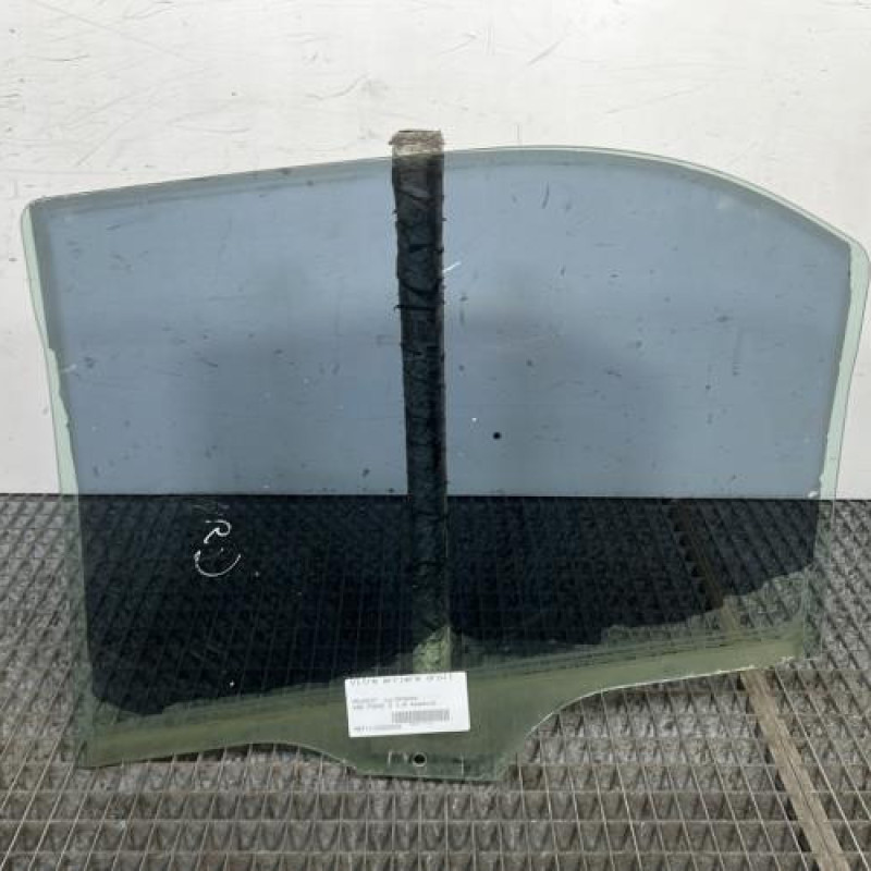 Vitre arriere droit PEUGEOT 406 Photo n°4