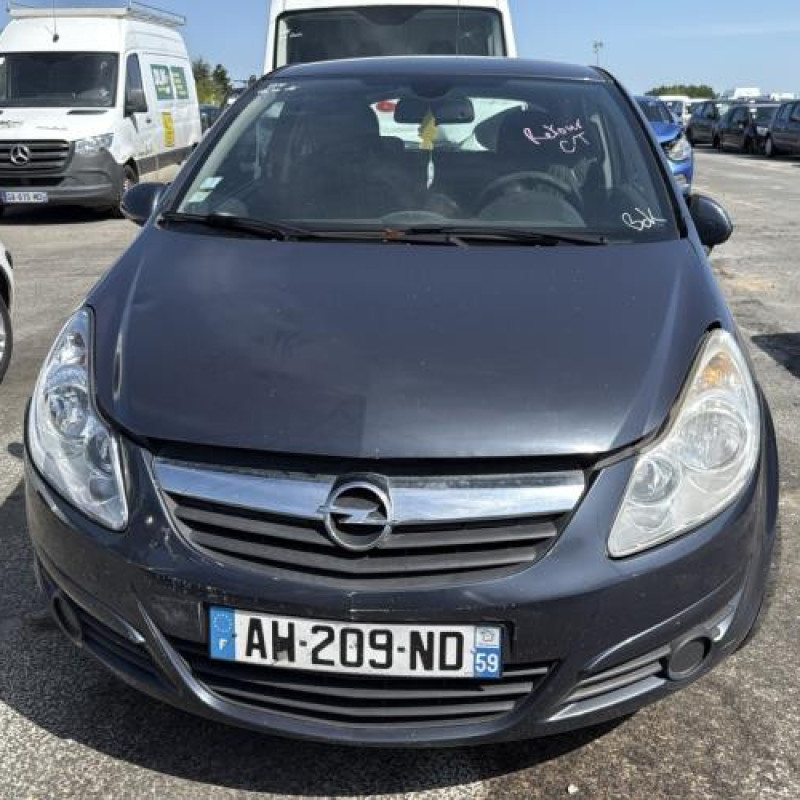 Capot OPEL CORSA D Photo n°18