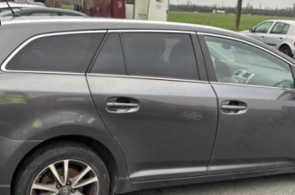 Pivot de moyeu avant droit TOYOTA AVENSIS 3