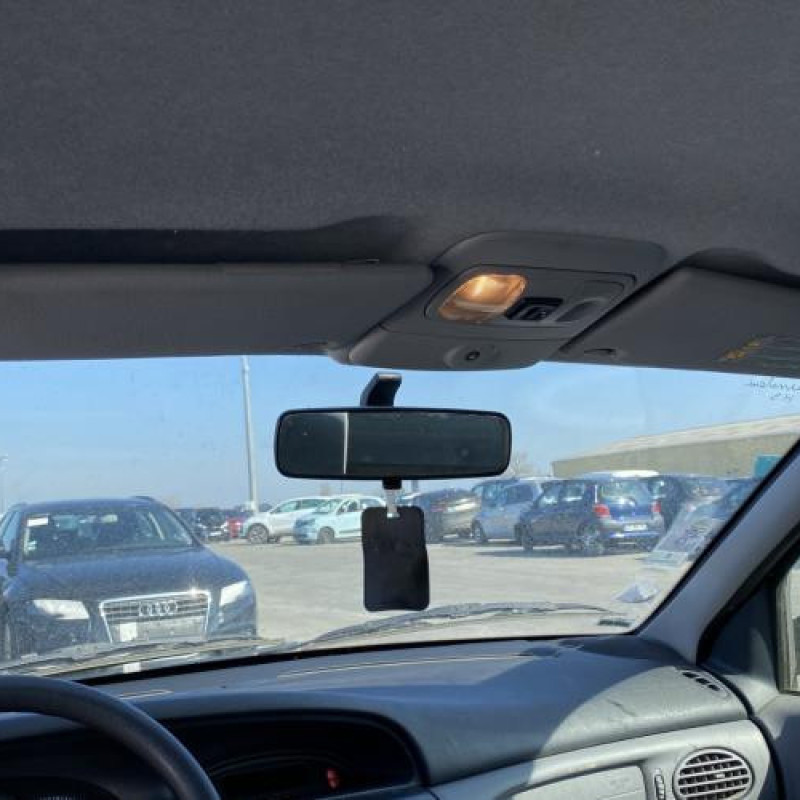 Pivot de moyeu avant droit RENAULT MEGANE 1 Photo n°17