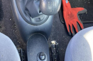 Pivot de moyeu avant droit RENAULT MEGANE 1