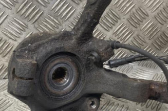 Pivot de moyeu avant gauche RENAULT MEGANE 1