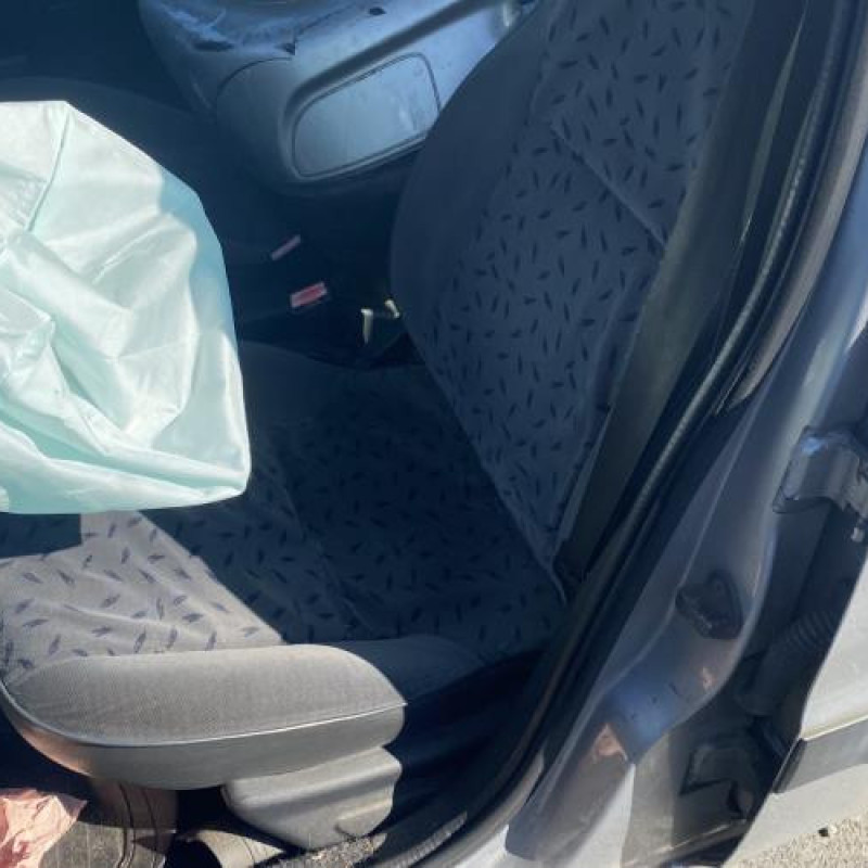 Porte arriere droit CITROEN SAXO Photo n°18