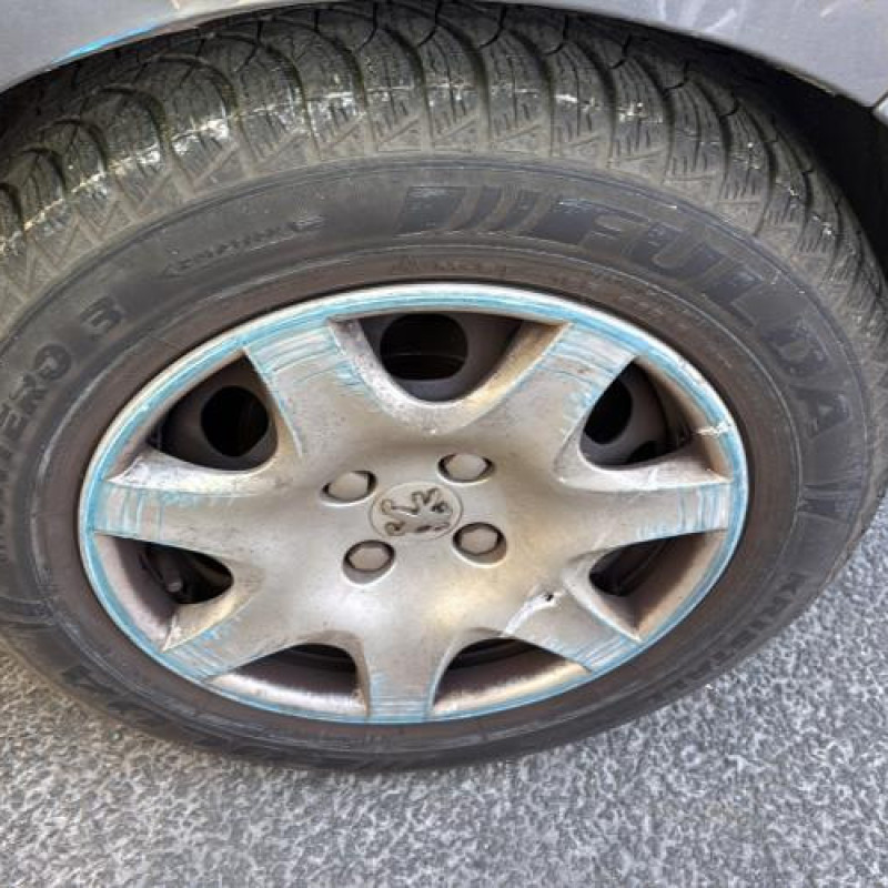 Pivot de moyeu avant droit PEUGEOT 308 1 Photo n°18