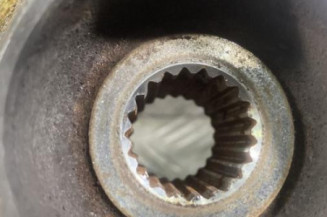 Pivot de moyeu avant gauche DACIA SANDERO 1