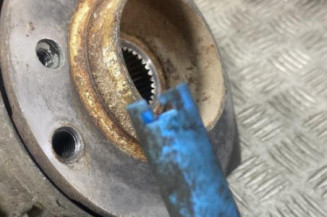 Pivot de moyeu avant droit BMW SERIE 3 E91