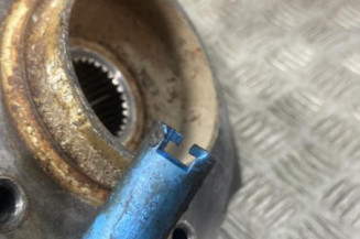 Pivot de moyeu avant droit BMW SERIE 3 E91